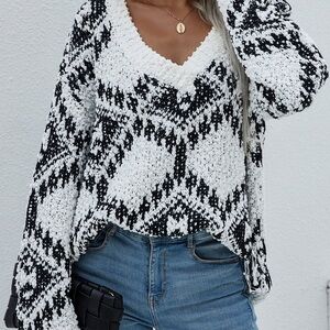 Black and White Patterned Women's Sweater